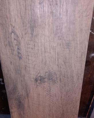 piastrelle effetto legno 