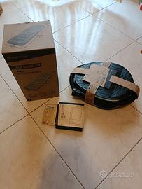 Materasso gonfiabile, cuscino e pompa