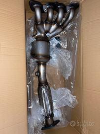 Collettore di scarico con catalizzatore BMW