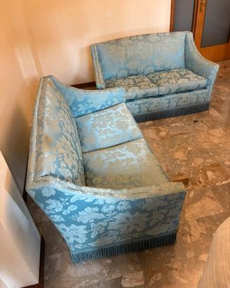 Coppia divani vintage in broccato azzurro