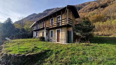 OMEGNA COLLINARE CASA INDIPENDENTE DA RISTRUTTURAR
