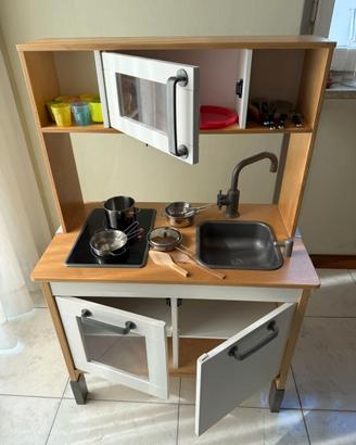 Cucina giocattolo IKEA DUKTIG con accessori