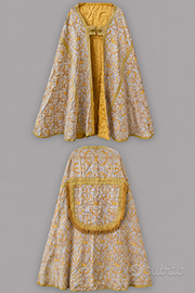 Casula liturgica sacerdotale decorata in oro