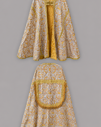Casula liturgica sacerdotale decorata in oro