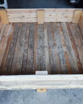 Recinti in legno con bancali