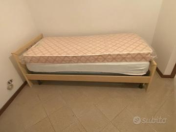 Letto struttura + materassi