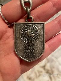 portachiavi con sigillo in latino, simbolo cavalle