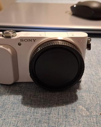 Sony NEX-3N – Solo corpo -Condizioni pari al nuovo