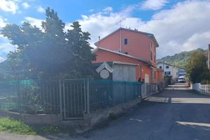 CASA INDIPENDENTE A MEDESANO