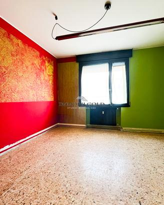 Zone centro, quadrilocale di 115 mq. libero subito