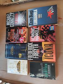 8 libri di autori vari
