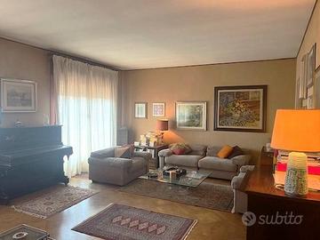 Attico a Venezia, via Cesare Cecchini 35, 5 locali