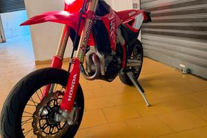Honda crf 450R ( Leggi bene )