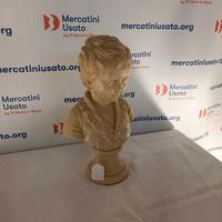 Busto di Fanciullo in Resina