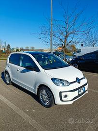 VOLKSWAGEN up - 2017