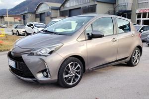 Toyota Yaris 1.5 Hybrid 5 porte Business
