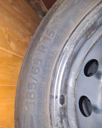 4 gomme con cerchi 185/65 r15
