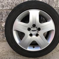 Gomme Estive su Cerchi da 16 pollici 5 Fori