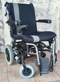 CARROZZINA Elettrica smontabile. BATTERIE NUOVE