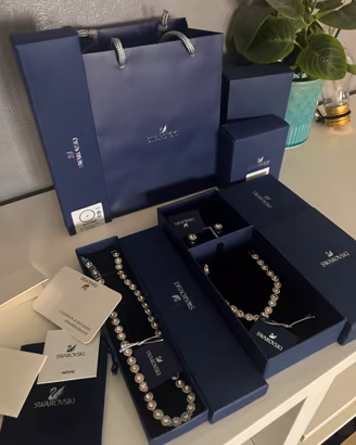 Set Swarovski Angelic orecchini bracciale, collana