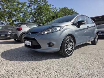 Ford Fiesta 1.4 5 porte Bz.- GPL Titanium