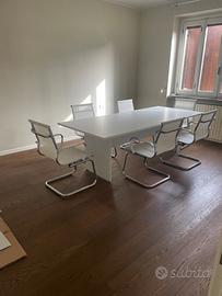 Tavolo riunioni con 6 sedie