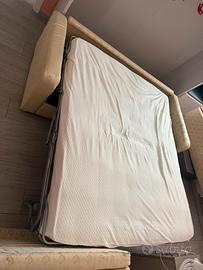 Divano letto matrimoniale con materasso
