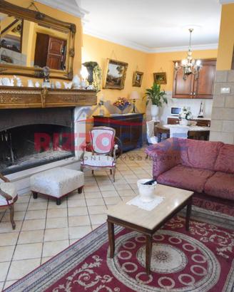 Villa a schiera - Corigliano-Rossano
