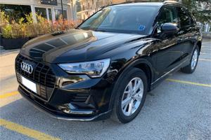 Audi Q3 40 TDI quattro S tronic Business Advanced