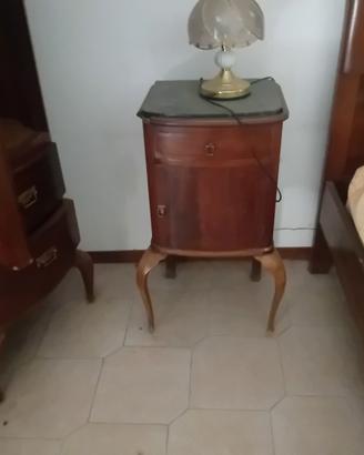 coppia di comodini