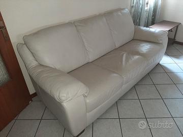 Divano 3 posti usato in ecopelle