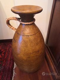 anfora in terracotta