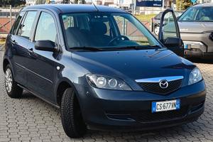 Mazda 2 Mazda2 MY'06 1.2 16V 5p. Sony Ericsson
