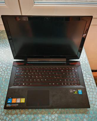 Computer gaming Lenovo Y50 2014 cerniera rotta