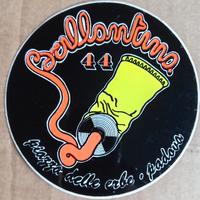 Adesivo vintage pari al nuovo locale Brillantina44