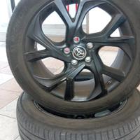 225/50/18 Toyota CHR