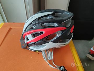 casco bicicletta 