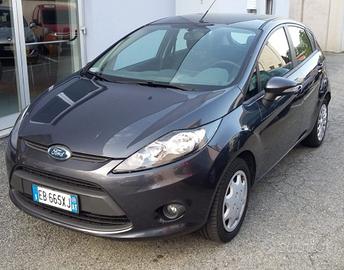 FORD Fiesta + 1.6 TDCi 95CV 5 porte