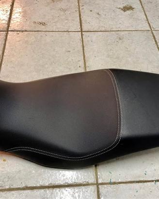 Sella Yamaha Tracer 700