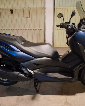 Scooter Yamaha X max 300