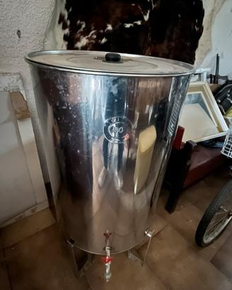 Fusto in acciaio inox lt 150 con rubinetto