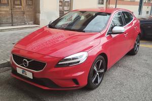 Volvo V40 D2 R-design