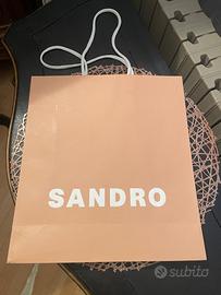 Shopper Sandro Ferrone