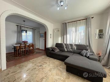 CASA SINGOLA CON GIARDINO!