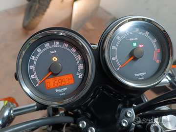 Triumph Boneville T100