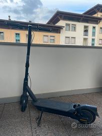 Monopattino Ninebot Kick Scooter MAX G2E.