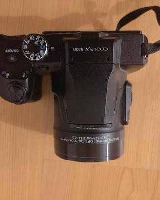 Nikon COOLPIX B600