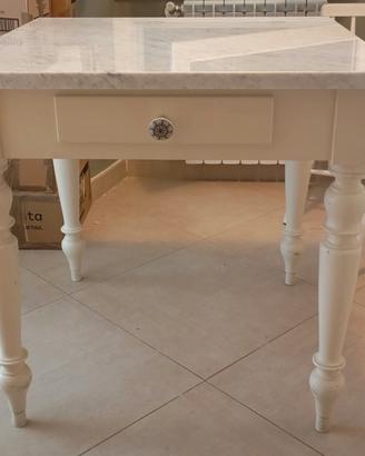 Tavolo in legno con top in marmo di Carrara 