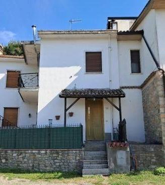 Immobile in asta di 303 m² con più di 5 locali e b