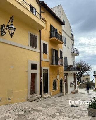 Palazzo / Stabile di 50 m² con 2 locali a San Feli